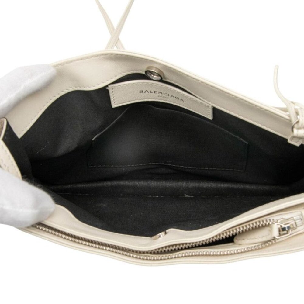 Balenciaga Navy Pochette Crossbody Bag White Leather - Picture 5 of 8